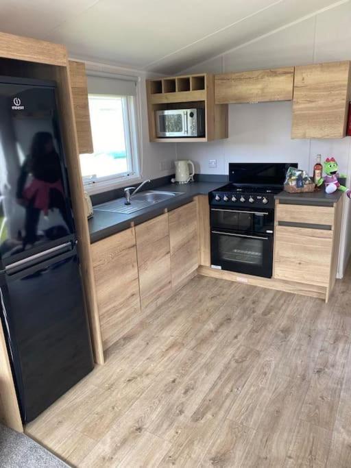 Cosy Caravan New For 2024! Newquay (Cornwall)